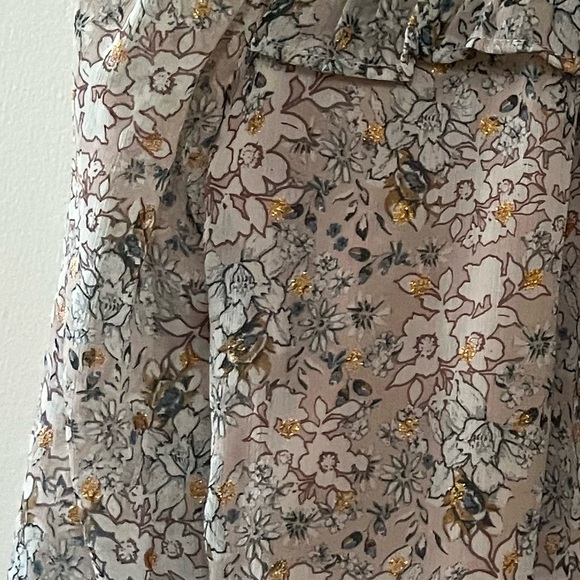 Monteau Medium Blouse. Flowered, Autumn colors long sleeve. Golden dots - Picture 4 of 4